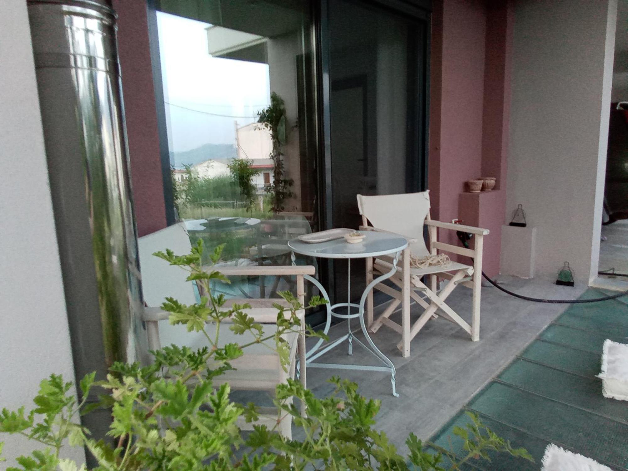 Alki'S Stories Apartment Kalamata Exterior photo