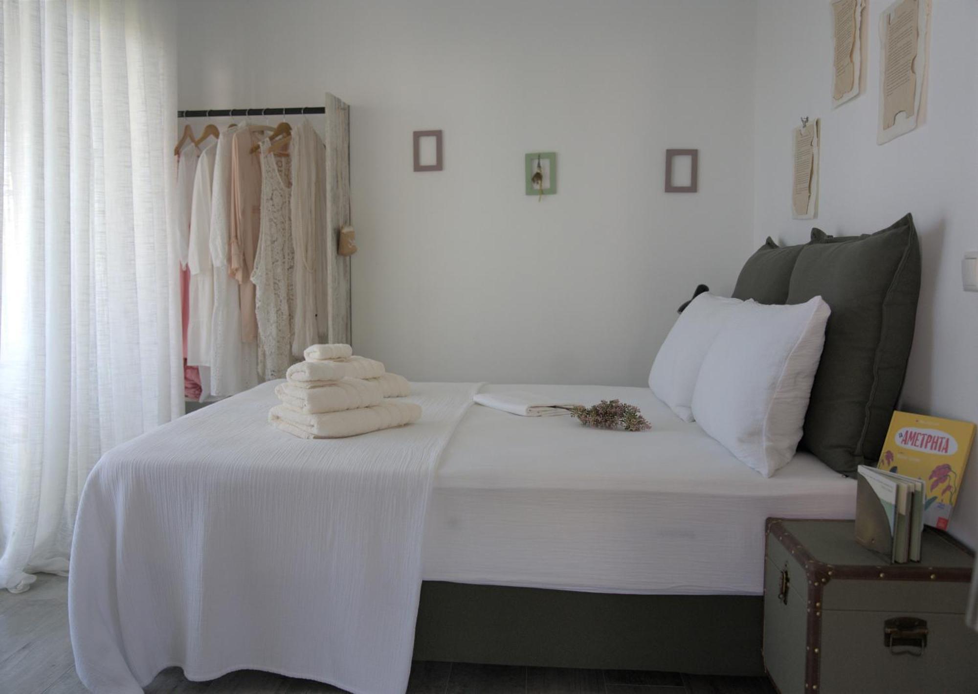 Alki'S Stories Apartment Kalamata Exterior photo