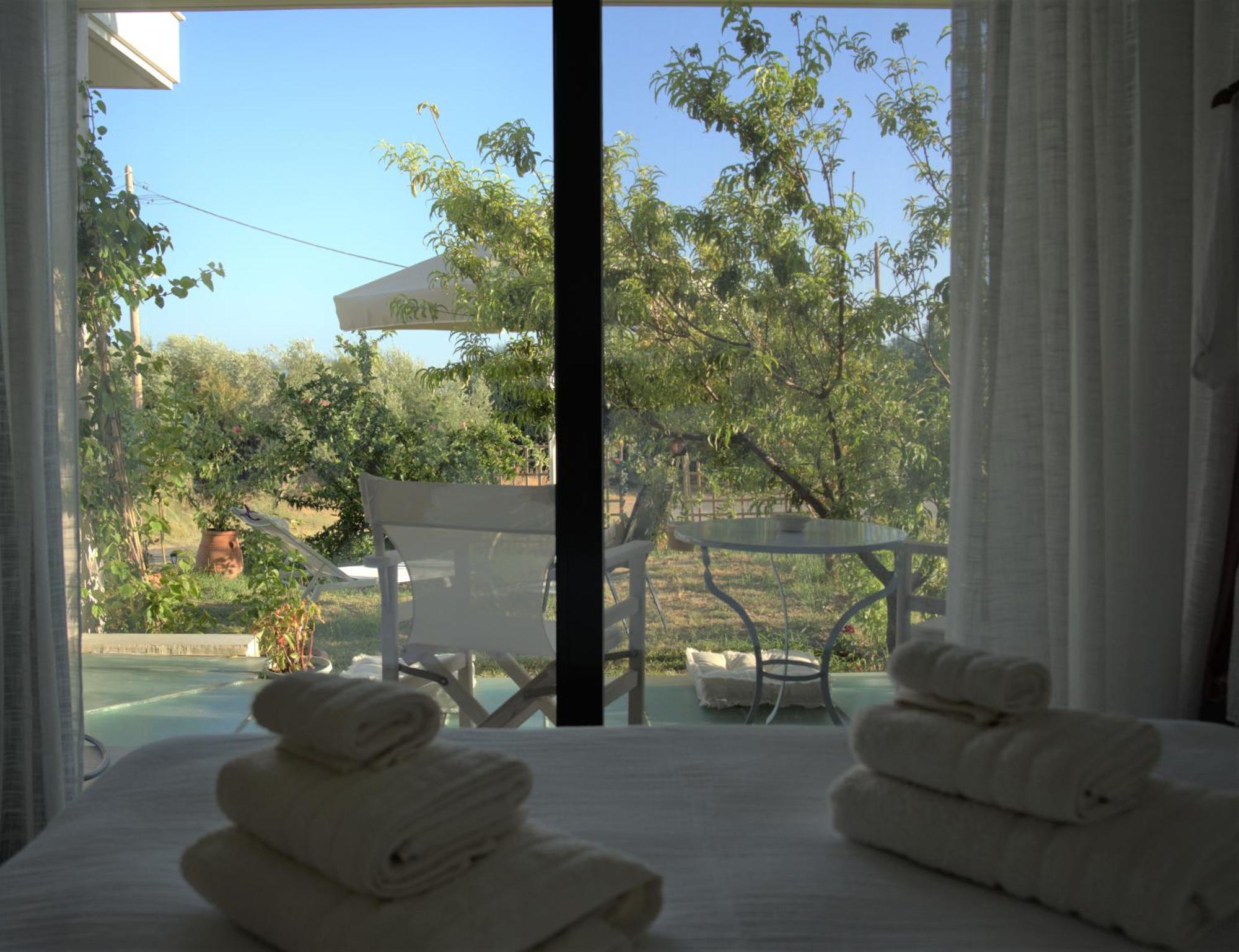 Alki'S Stories Apartment Kalamata Exterior photo
